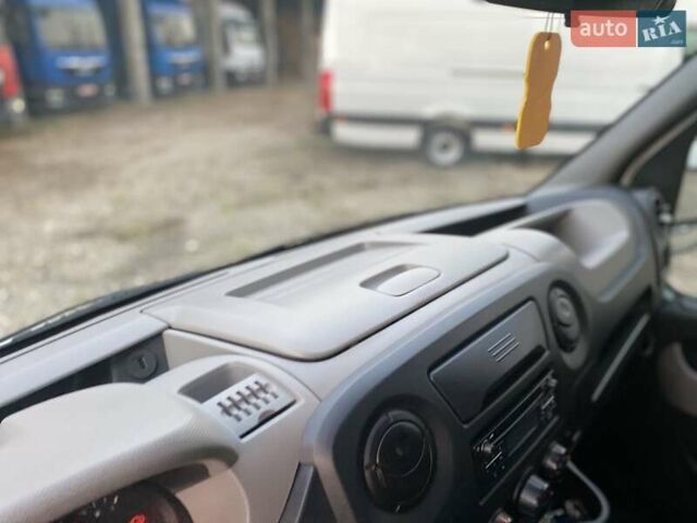 Белый Рено Мастер, объемом двигателя 2.3 л и пробегом 198 тыс. км за 18800 $, фото 49 на Automoto.ua