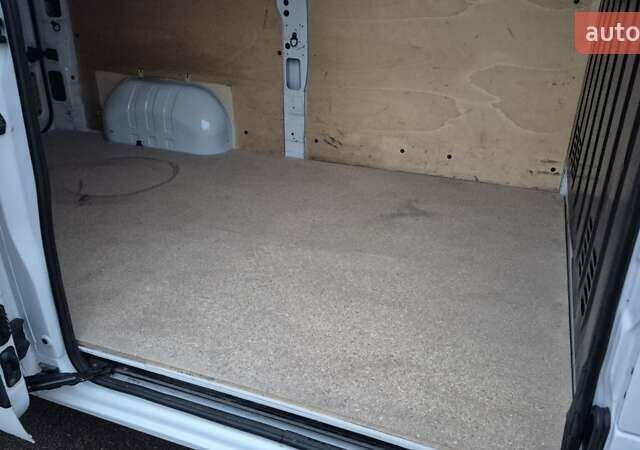 Білий Рено Мастєр, об'ємом двигуна 0 л та пробігом 263 тис. км за 15900 $, фото 28 на Automoto.ua