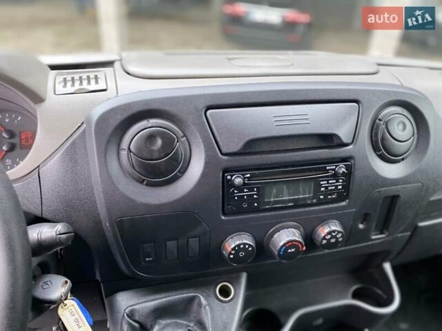 Белый Рено Мастер, объемом двигателя 2.3 л и пробегом 162 тыс. км за 18300 $, фото 43 на Automoto.ua