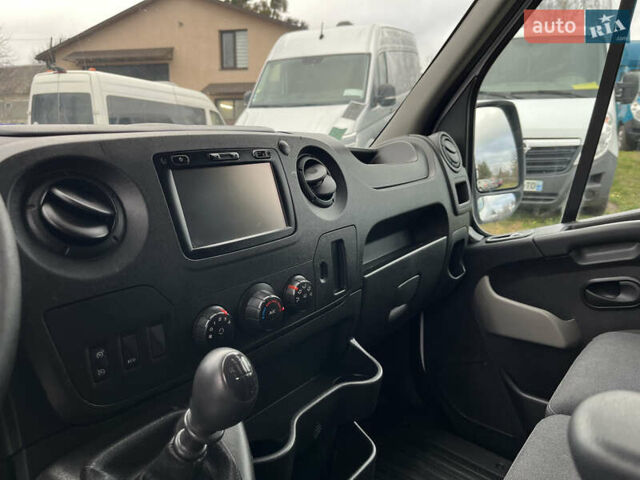 Белый Рено Мастер, объемом двигателя 2.3 л и пробегом 280 тыс. км за 15300 $, фото 30 на Automoto.ua