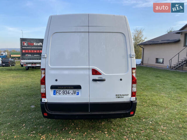 Белый Рено Мастер, объемом двигателя 2.3 л и пробегом 190 тыс. км за 15999 $, фото 3 на Automoto.ua