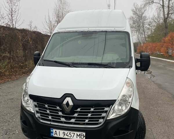 Белый Рено Мастер, объемом двигателя 2.3 л и пробегом 393 тыс. км за 14000 $, фото 1 на Automoto.ua