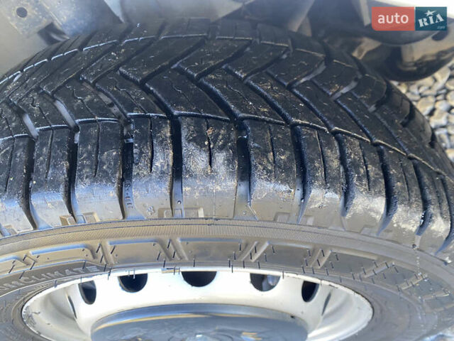 Білий Рено Мастєр, об'ємом двигуна 2.3 л та пробігом 196 тис. км за 16900 $, фото 6 на Automoto.ua