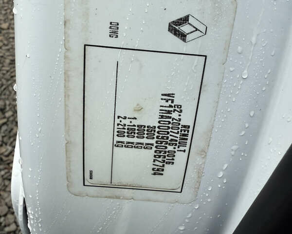 Білий Рено Мастєр, об'ємом двигуна 2.3 л та пробігом 2 тис. км за 16800 $, фото 16 на Automoto.ua