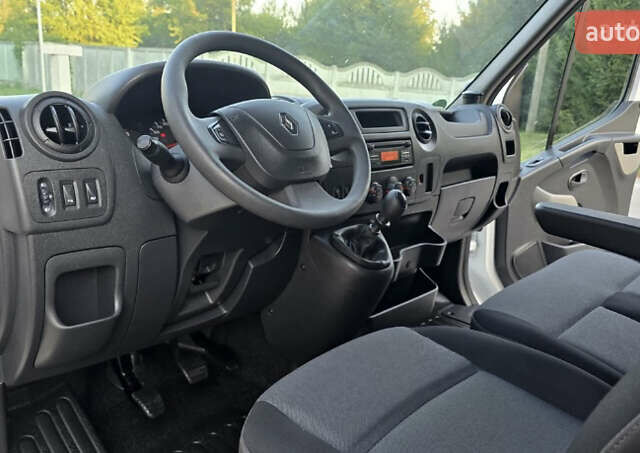 Білий Рено Мастєр, об'ємом двигуна 2.3 л та пробігом 187 тис. км за 17800 $, фото 6 на Automoto.ua