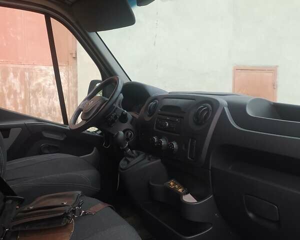 Рено Мастєр 2018 у Буче на Automoto.ua Білий Рено Мастєр, об'ємом двигуна 2.3 л та пробігом 207 тис. км за 16500 $, фото 4 на Automoto.ua