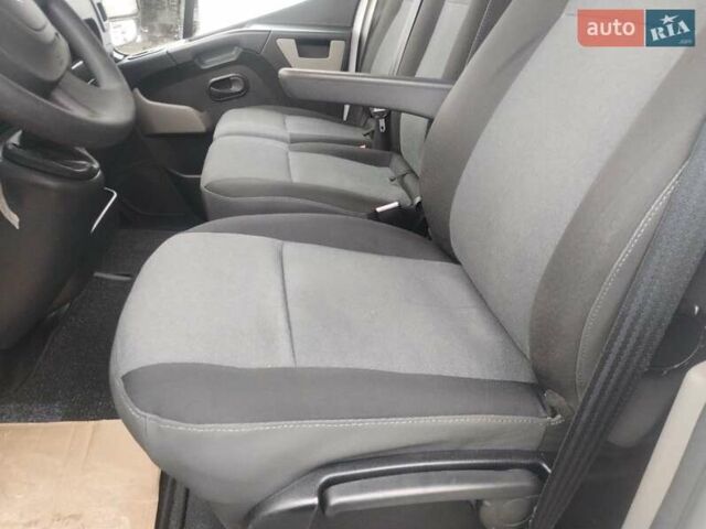 Білий Рено Мастєр, об'ємом двигуна 2.3 л та пробігом 121 тис. км за 17900 $, фото 15 на Automoto.ua