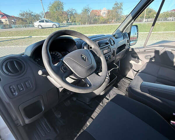 Рено Мастєр 2018 у Бучаче на Automoto.ua Білий Рено Мастєр, об'ємом двигуна 2.3 л та пробігом 252 тис. км за 16700 $, фото 29 на Automoto.ua