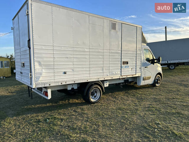 Белый Рено Мастер, объемом двигателя 2.3 л и пробегом 170 тыс. км за 17850 $, фото 20 на Automoto.ua