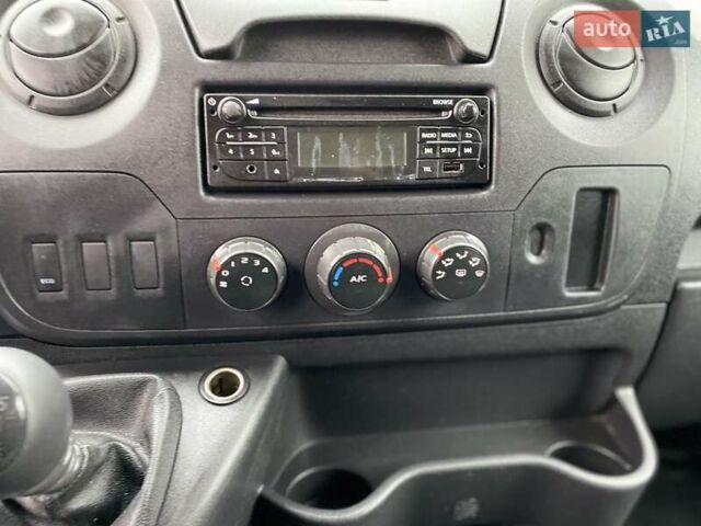 Белый Рено Мастер, объемом двигателя 2.3 л и пробегом 162 тыс. км за 18300 $, фото 47 на Automoto.ua