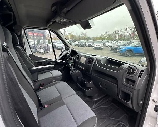 Білий Рено Мастєр, об'ємом двигуна 2.3 л та пробігом 280 тис. км за 15500 $, фото 14 на Automoto.ua