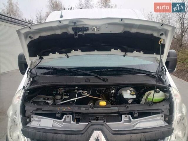 Білий Рено Мастєр, об'ємом двигуна 2.3 л та пробігом 121 тис. км за 17900 $, фото 27 на Automoto.ua