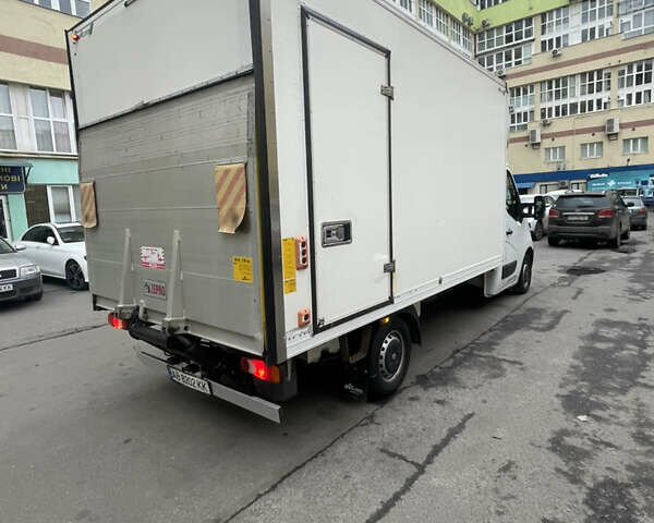 Білий Рено Мастєр, об'ємом двигуна 2.3 л та пробігом 404 тис. км за 18500 $, фото 8 на Automoto.ua