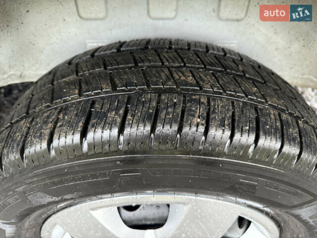 Білий Рено Мастєр, об'ємом двигуна 2.3 л та пробігом 2 тис. км за 16800 $, фото 9 на Automoto.ua