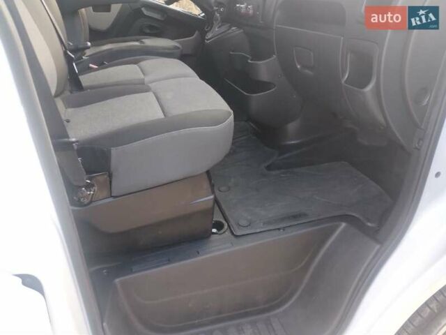 Белый Рено Мастер, объемом двигателя 2.3 л и пробегом 293 тыс. км за 14500 $, фото 17 на Automoto.ua