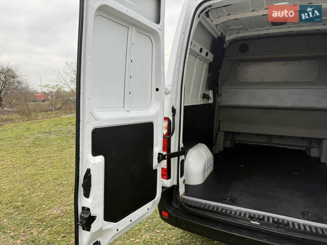 Білий Рено Мастєр, об'ємом двигуна 2.3 л та пробігом 200 тис. км за 19500 $, фото 15 на Automoto.ua