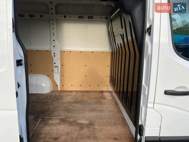 Белый Рено Мастер, объемом двигателя 2.3 л и пробегом 190 тыс. км за 15999 $, фото 12 на Automoto.ua