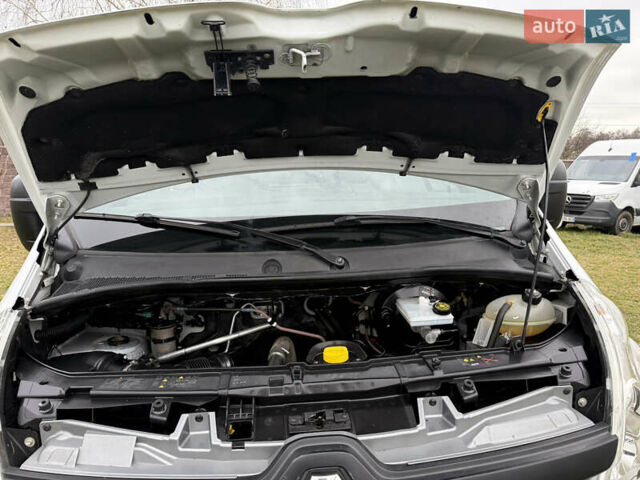 Білий Рено Мастєр, об'ємом двигуна 2.3 л та пробігом 200 тис. км за 19500 $, фото 24 на Automoto.ua