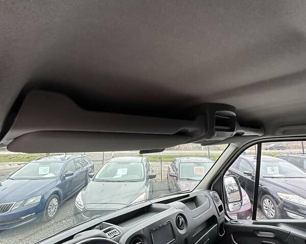 Білий Рено Мастєр, об'ємом двигуна 2.3 л та пробігом 280 тис. км за 15500 $, фото 31 на Automoto.ua