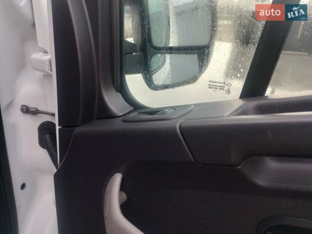 Білий Рено Мастєр, об'ємом двигуна 2.3 л та пробігом 121 тис. км за 17900 $, фото 19 на Automoto.ua