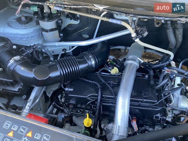 Білий Рено Мастєр, об'ємом двигуна 2.3 л та пробігом 196 тис. км за 16900 $, фото 29 на Automoto.ua