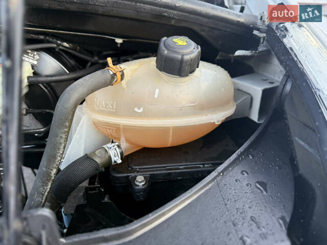 Білий Рено Мастєр, об'ємом двигуна 0 л та пробігом 232 тис. км за 20700 $, фото 23 на Automoto.ua