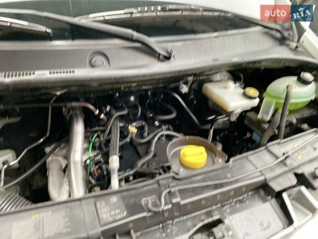 Белый Рено Мастер, объемом двигателя 2.3 л и пробегом 162 тыс. км за 18300 $, фото 49 на Automoto.ua