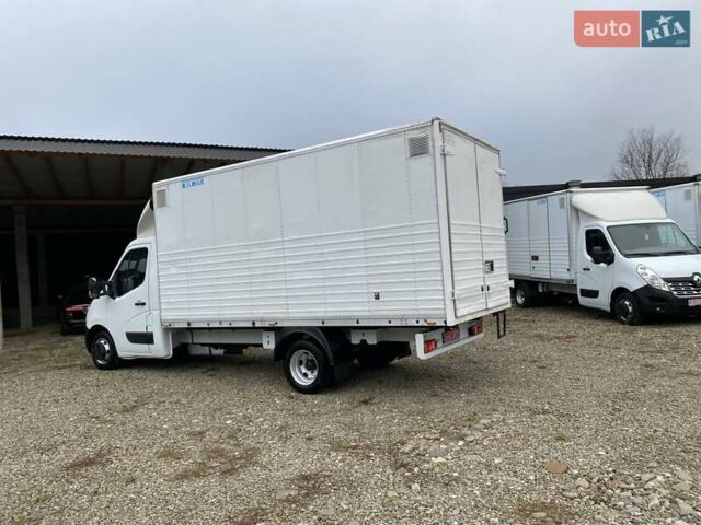 Белый Рено Мастер, объемом двигателя 2.3 л и пробегом 162 тыс. км за 18300 $, фото 9 на Automoto.ua