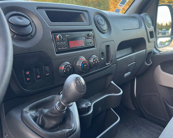 Білий Рено Мастєр, об'ємом двигуна 2.3 л та пробігом 157 тис. км за 19400 $, фото 20 на Automoto.ua