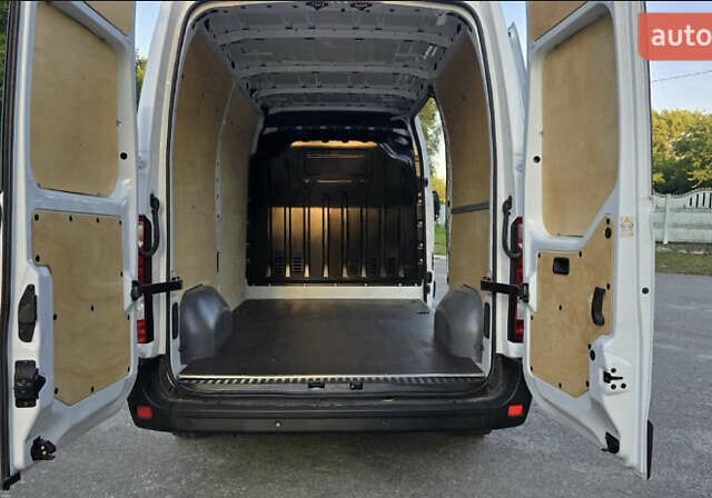 Білий Рено Мастєр, об'ємом двигуна 2.3 л та пробігом 187 тис. км за 17800 $, фото 25 на Automoto.ua