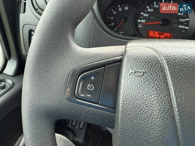 Білий Рено Мастєр, об'ємом двигуна 2.3 л та пробігом 2 тис. км за 16800 $, фото 29 на Automoto.ua