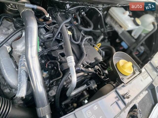 Белый Рено Мастер, объемом двигателя 2.3 л и пробегом 198 тыс. км за 18800 $, фото 48 на Automoto.ua