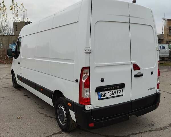 Белый Рено Мастер, объемом двигателя 2.3 л и пробегом 230 тыс. км за 18500 $, фото 3 на Automoto.ua