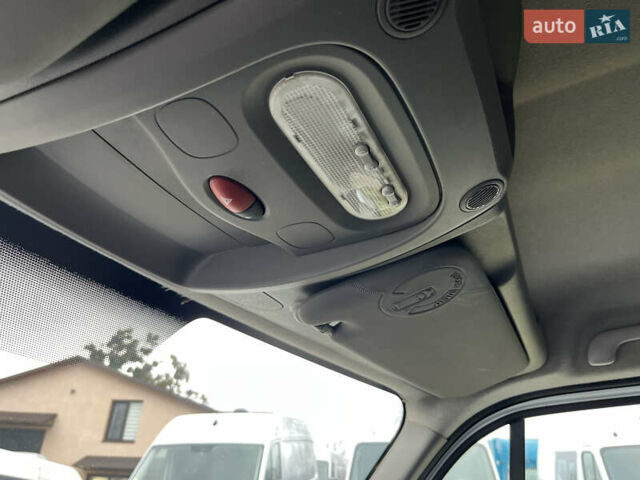 Белый Рено Мастер, объемом двигателя 2.3 л и пробегом 280 тыс. км за 15300 $, фото 33 на Automoto.ua