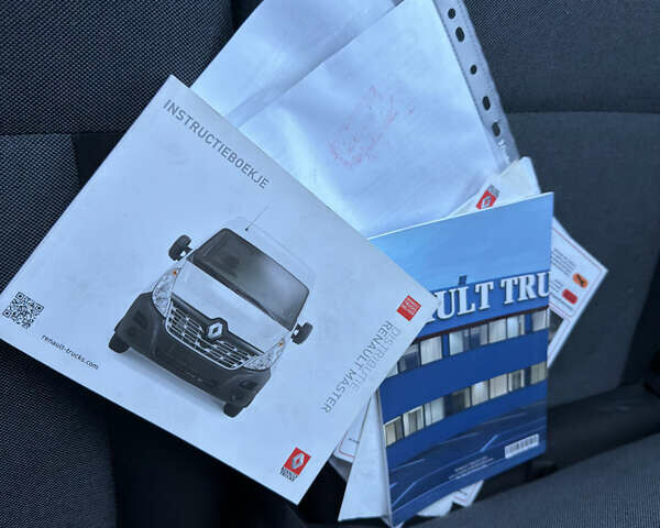 Білий Рено Мастєр, об'ємом двигуна 0 л та пробігом 207 тис. км за 15800 $, фото 28 на Automoto.ua