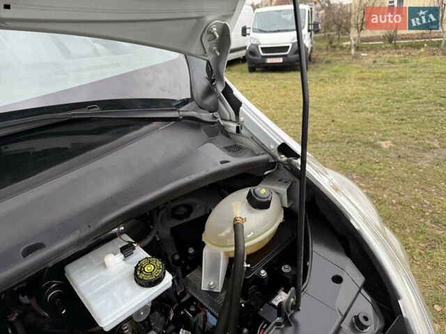 Білий Рено Мастєр, об'ємом двигуна 2.3 л та пробігом 200 тис. км за 19500 $, фото 25 на Automoto.ua