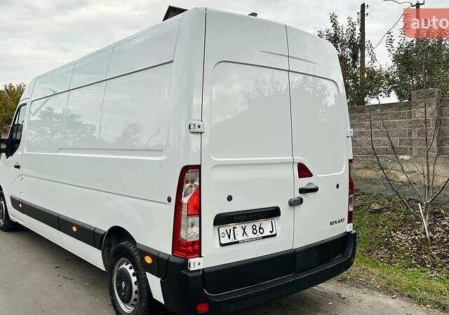 Белый Рено Мастер, объемом двигателя 2.3 л и пробегом 188 тыс. км за 15800 $, фото 3 на Automoto.ua