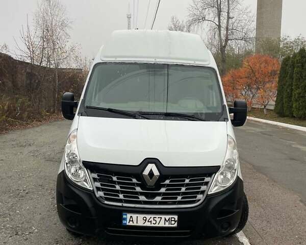 Белый Рено Мастер, объемом двигателя 2.3 л и пробегом 393 тыс. км за 14000 $, фото 3 на Automoto.ua