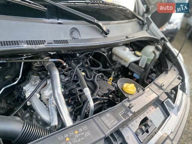 Белый Рено Мастер, объемом двигателя 2.3 л и пробегом 198 тыс. км за 18800 $, фото 48 на Automoto.ua