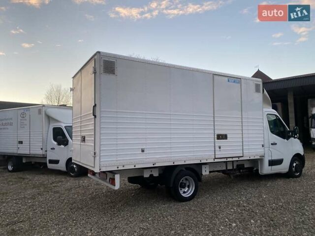 Белый Рено Мастер, объемом двигателя 2.3 л и пробегом 198 тыс. км за 18800 $, фото 22 на Automoto.ua