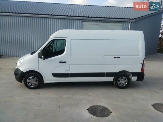 Белый Рено Мастер, объемом двигателя 2.3 л и пробегом 293 тыс. км за 14500 $, фото 2 на Automoto.ua