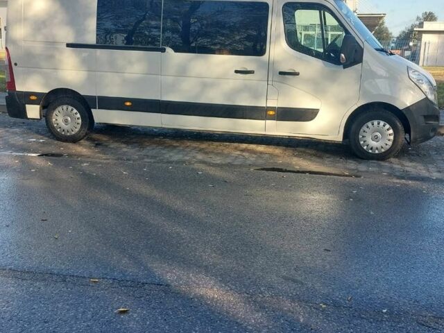 Белый Рено Мастер, объемом двигателя 2.3 л и пробегом 24 тыс. км за 19500 $, фото 2 на Automoto.ua