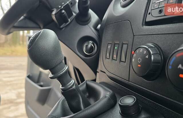 Білий Рено Мастєр, об'ємом двигуна 2.3 л та пробігом 178 тис. км за 16500 $, фото 20 на Automoto.ua