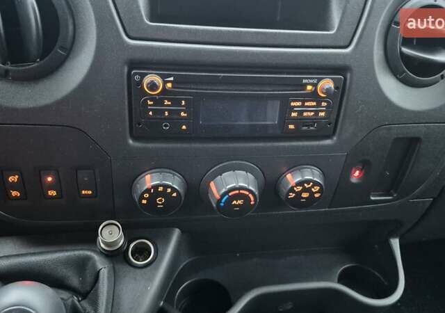 Білий Рено Мастєр, об'ємом двигуна 0 л та пробігом 263 тис. км за 15900 $, фото 32 на Automoto.ua