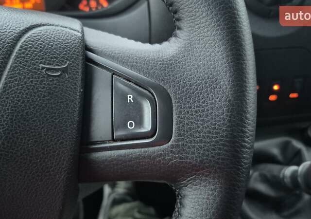 Білий Рено Мастєр, об'ємом двигуна 0 л та пробігом 263 тис. км за 15900 $, фото 36 на Automoto.ua