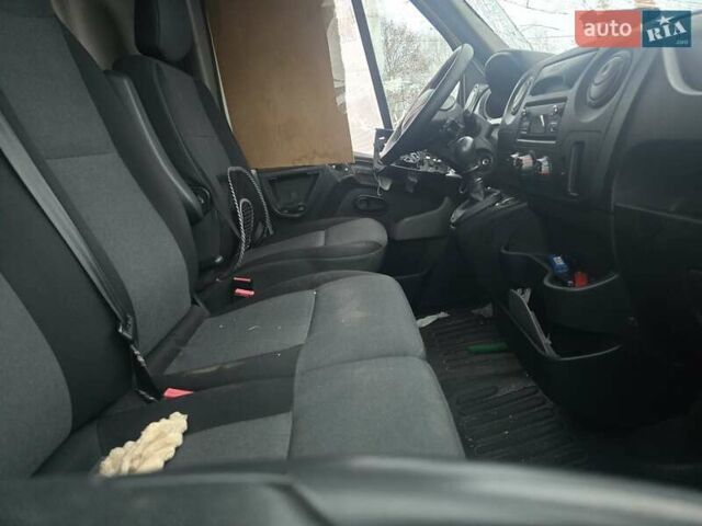 Білий Рено Мастєр, об'ємом двигуна 2.3 л та пробігом 277 тис. км за 10000 $, фото 7 на Automoto.ua