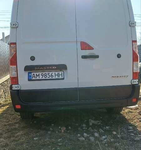 Белый Рено Мастер, объемом двигателя 2.3 л и пробегом 233 тыс. км за 16800 $, фото 17 на Automoto.ua