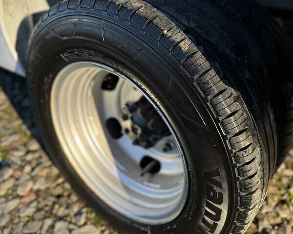 Белый Рено Мастер, объемом двигателя 2.3 л и пробегом 217 тыс. км за 20700 $, фото 14 на Automoto.ua