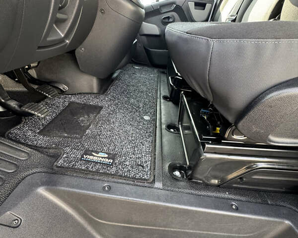 Білий Рено Мастєр, об'ємом двигуна 2.3 л та пробігом 240 тис. км за 18900 $, фото 13 на Automoto.ua