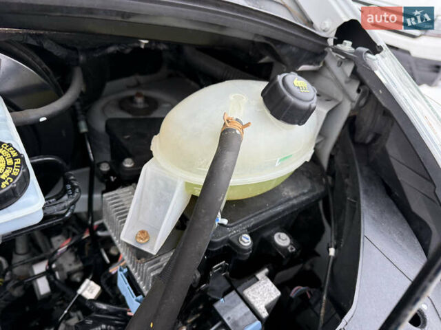 Білий Рено Мастєр, об'ємом двигуна 2.3 л та пробігом 212 тис. км за 15800 $, фото 9 на Automoto.ua